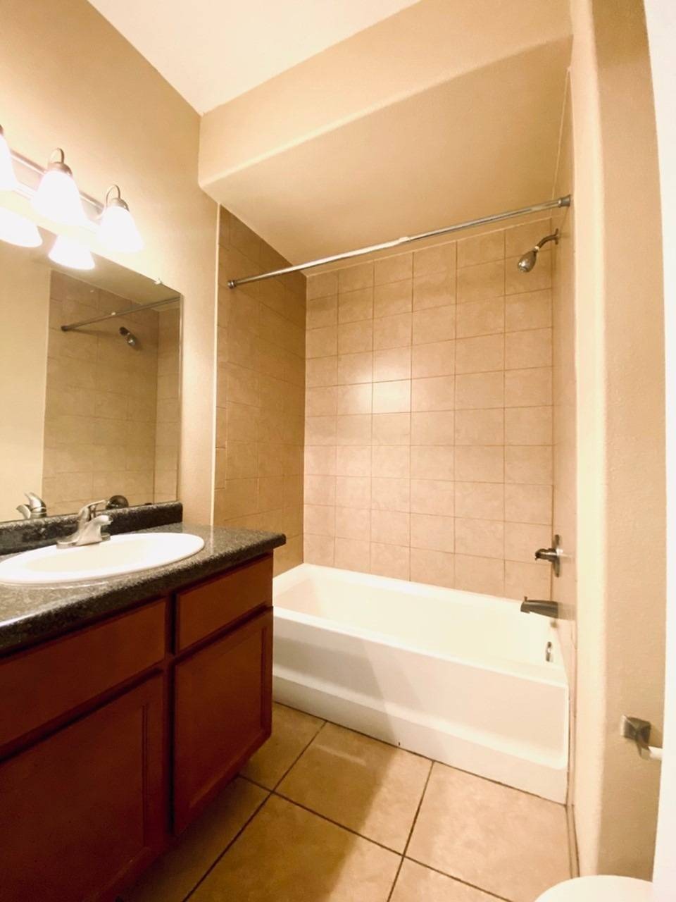 Ashton Parke Image 8