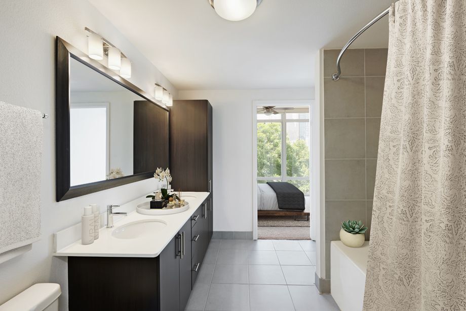 Camden Rainey Street  Image 16