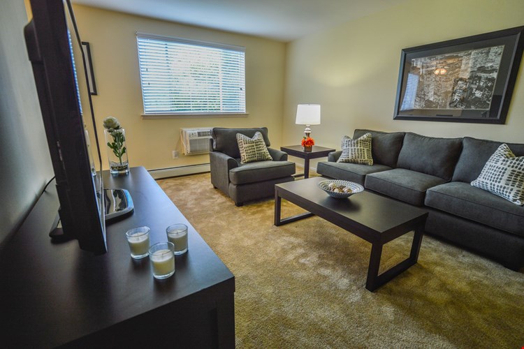 Apartments At Summit Gardens Philadelphia