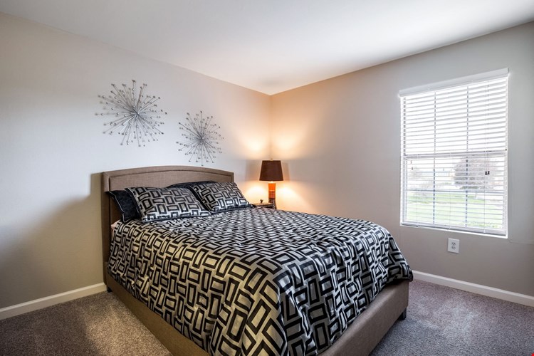 Reflections At Cherry Creek Apartments Image 15