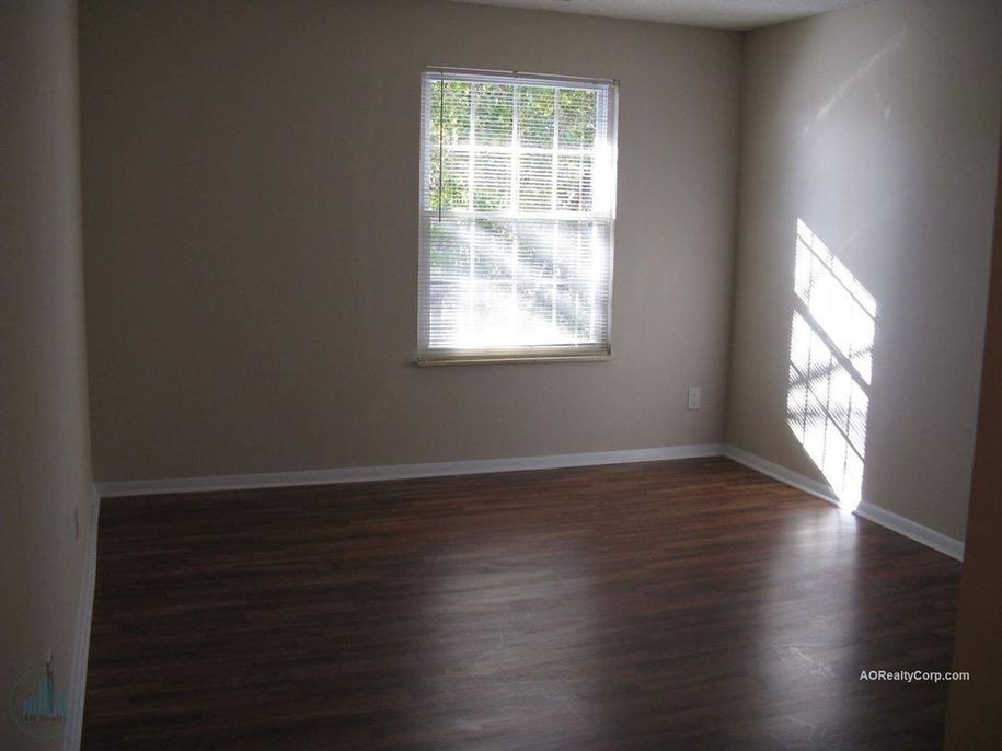 West Hills Village Image 9