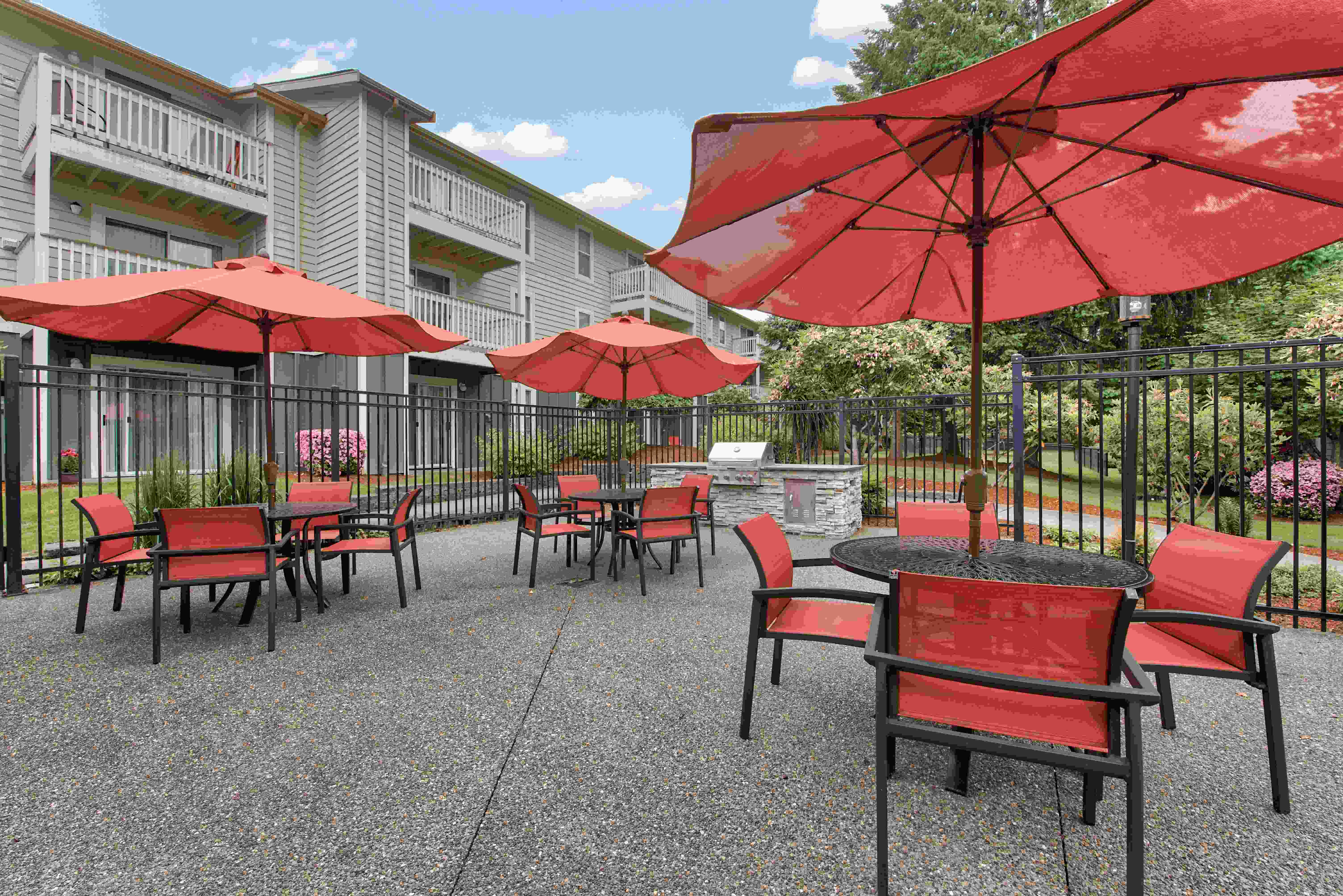 The Park at Cooper Point Apartments Image 16