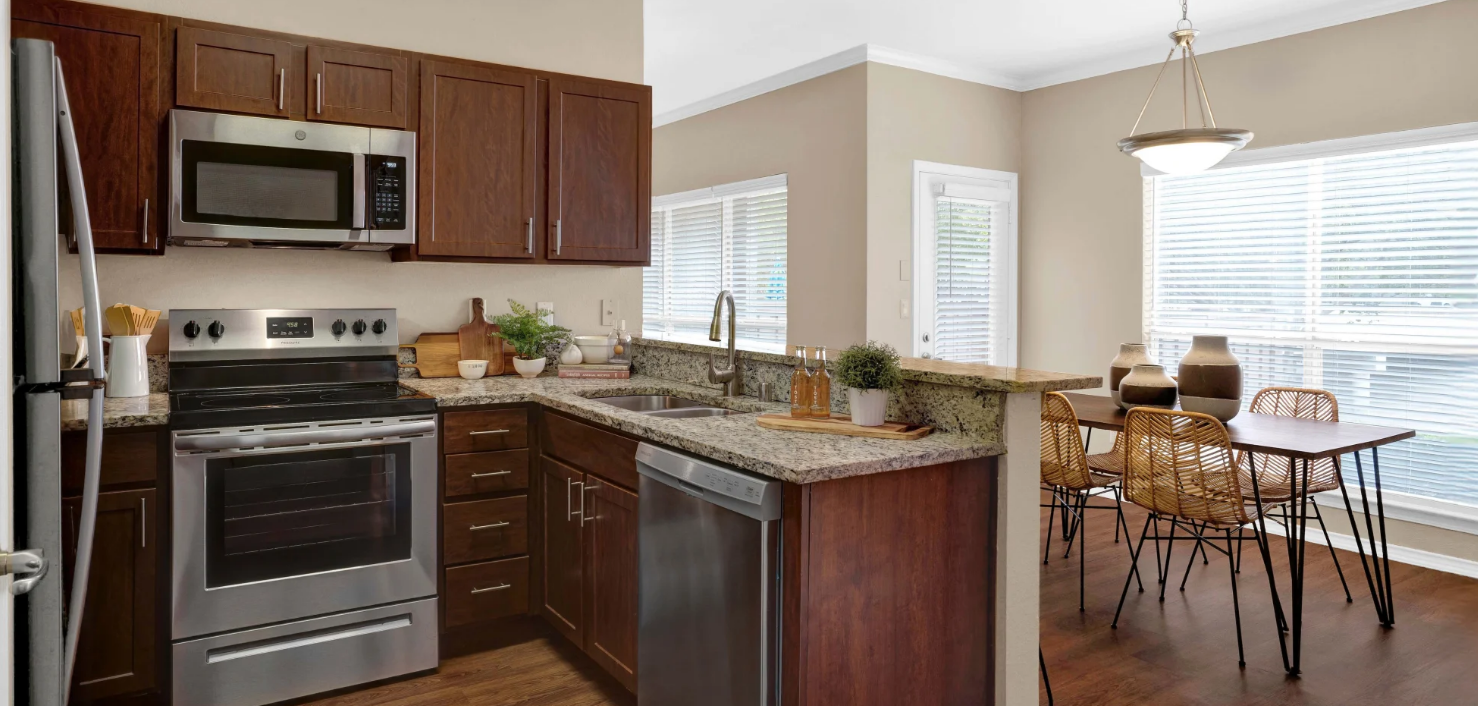 Villas Of Preston Creek Image 9