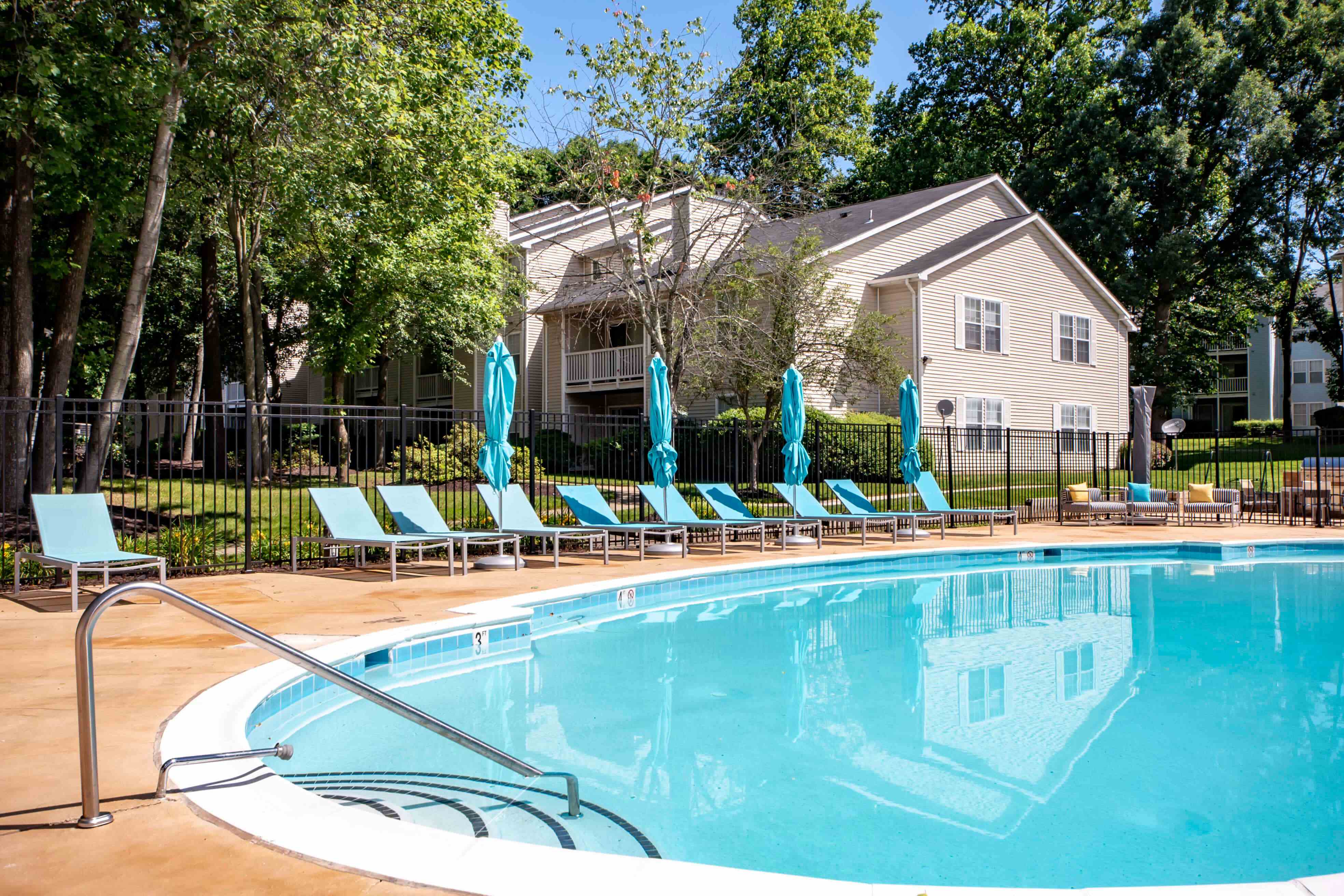 Clary's Crossing Image 4