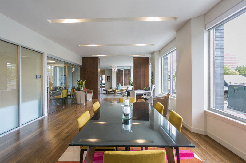 7/S Denver Haus Image 29