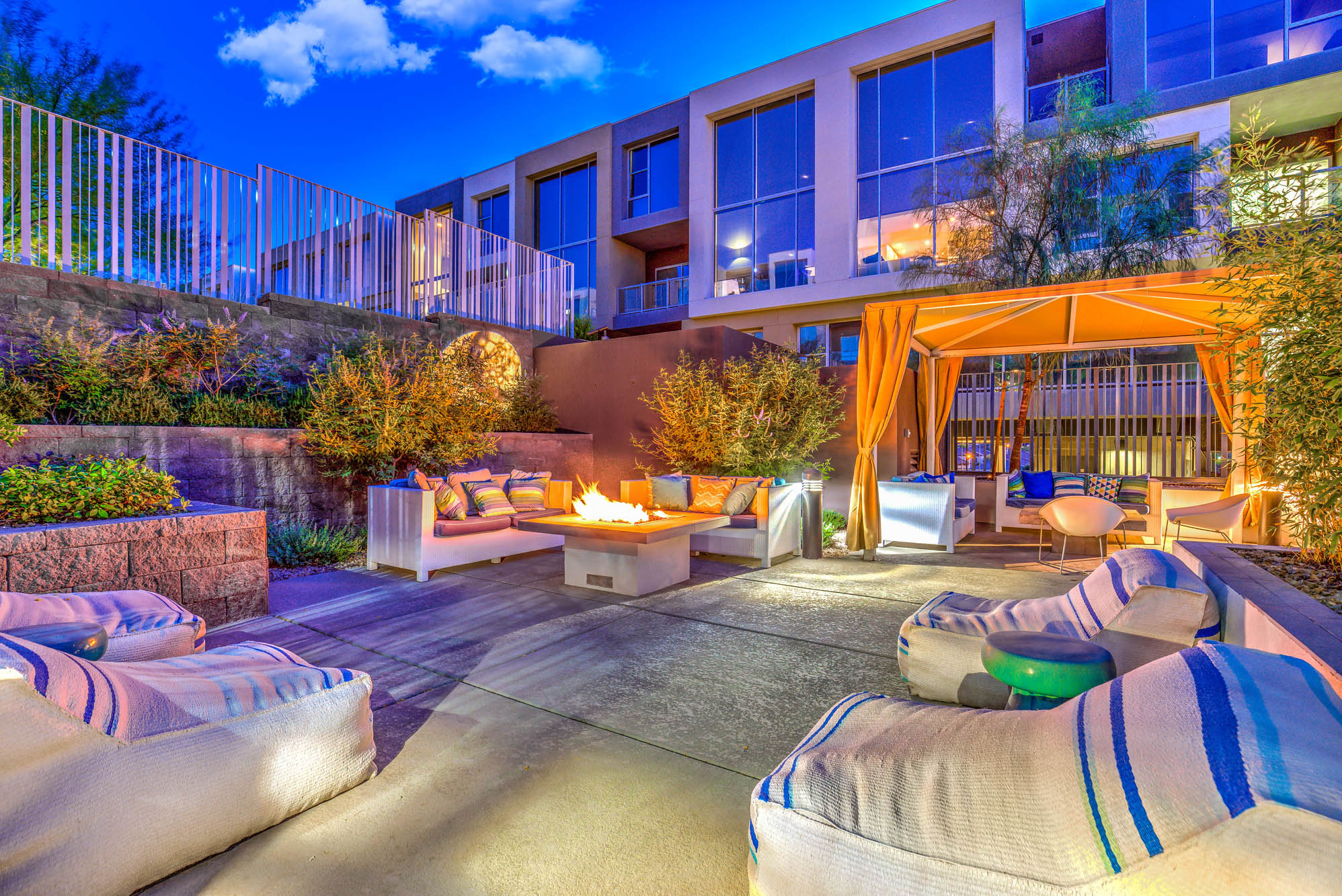 Vantage Flats & Lofts Image 7