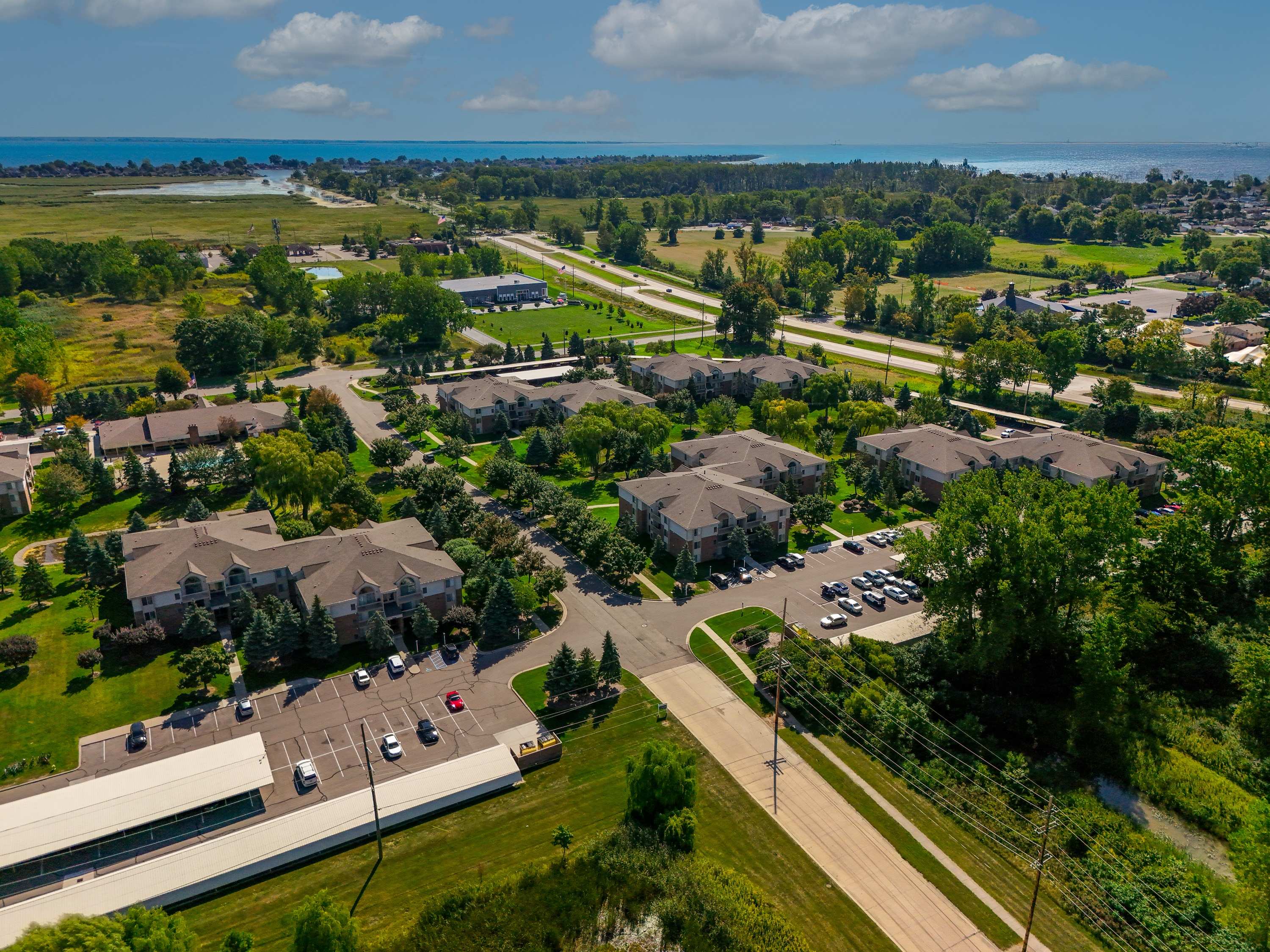 New Apartments for Rent at Prentiss Pointe Apartments in Harrison Township