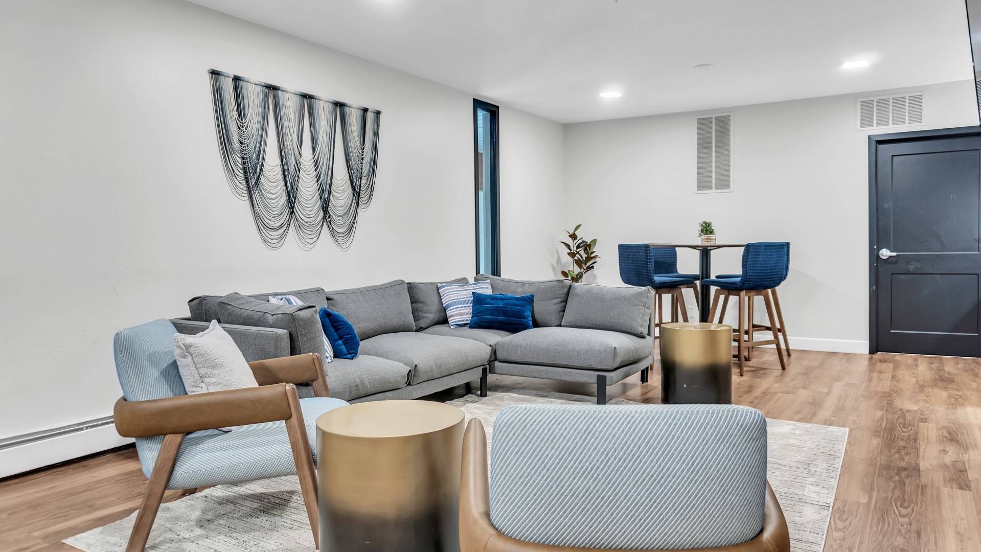 Hillsborough Apartments Image 18