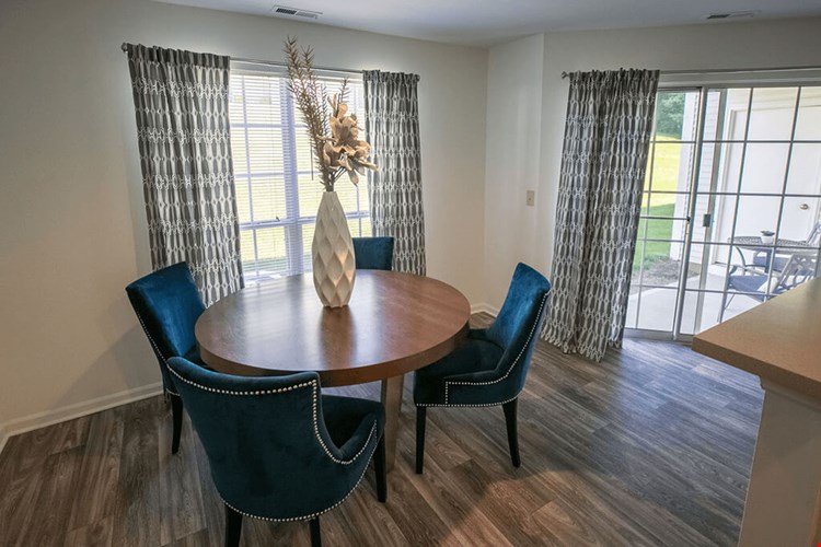The Residence at Christopher Wren Apartments Image 34
