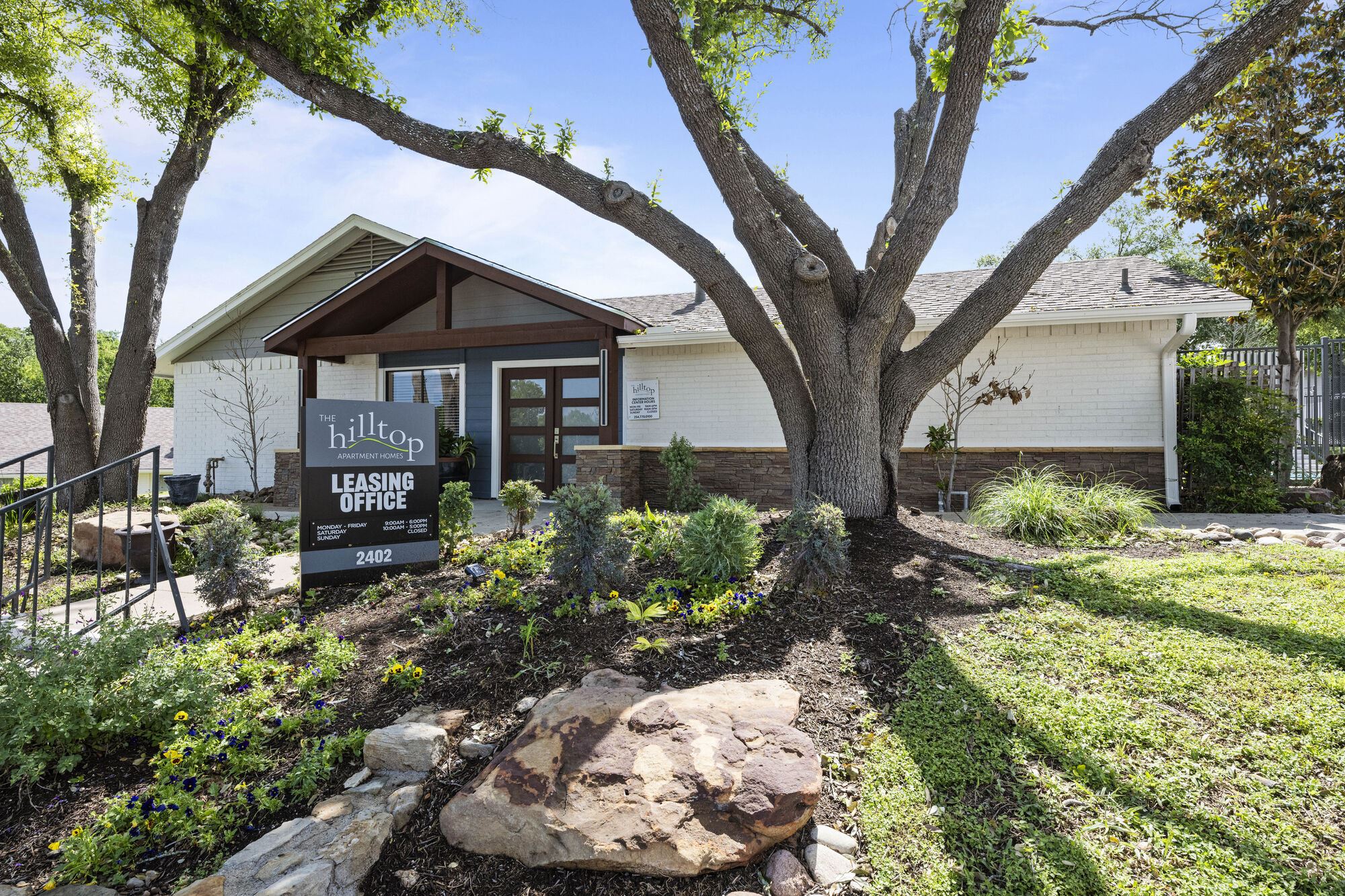 The Hilltop Apartment Homes Image 90