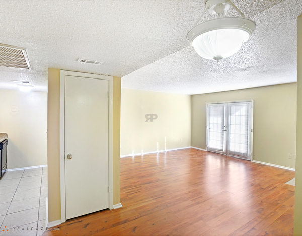 Atrium Gardens Image 9