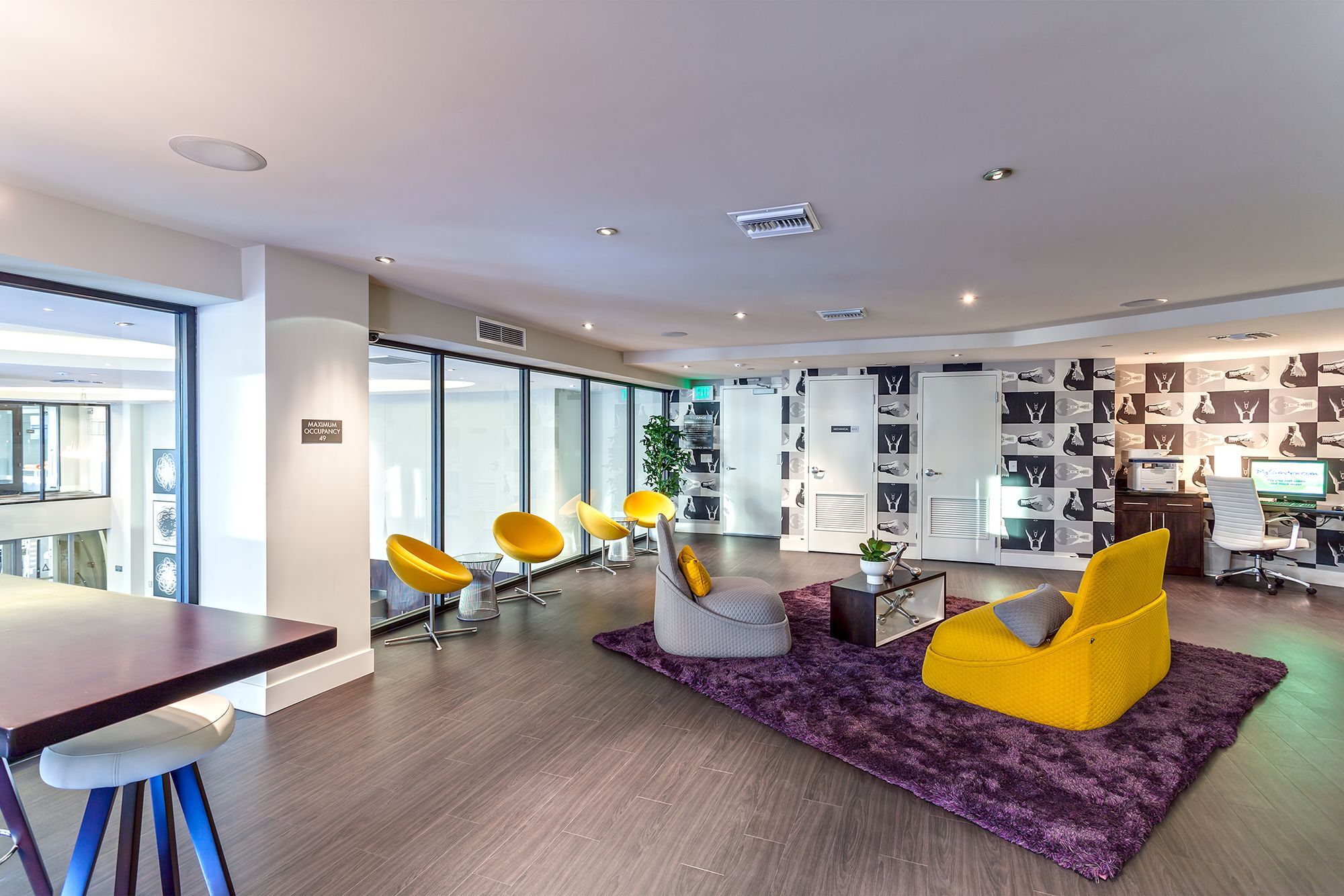 Camden Glendale Image 36