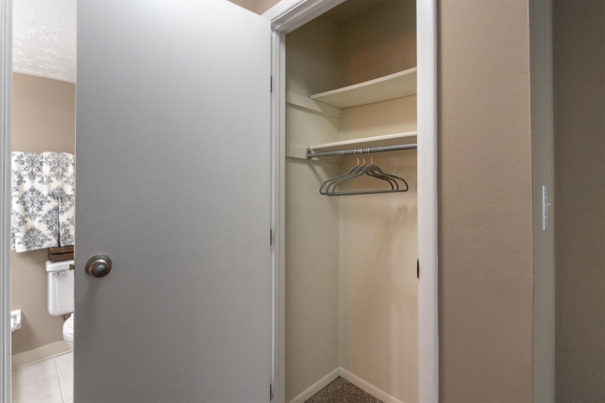 Deer Hill Image 40