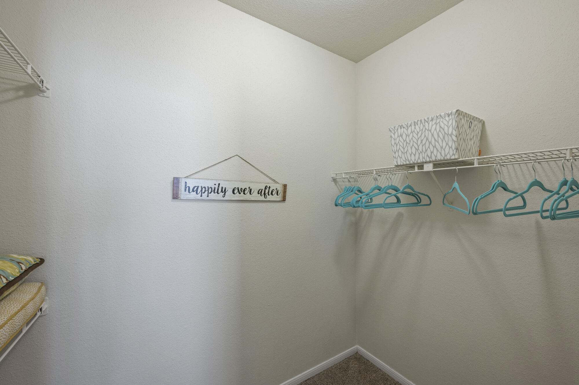 The Reston Apartments Image 12