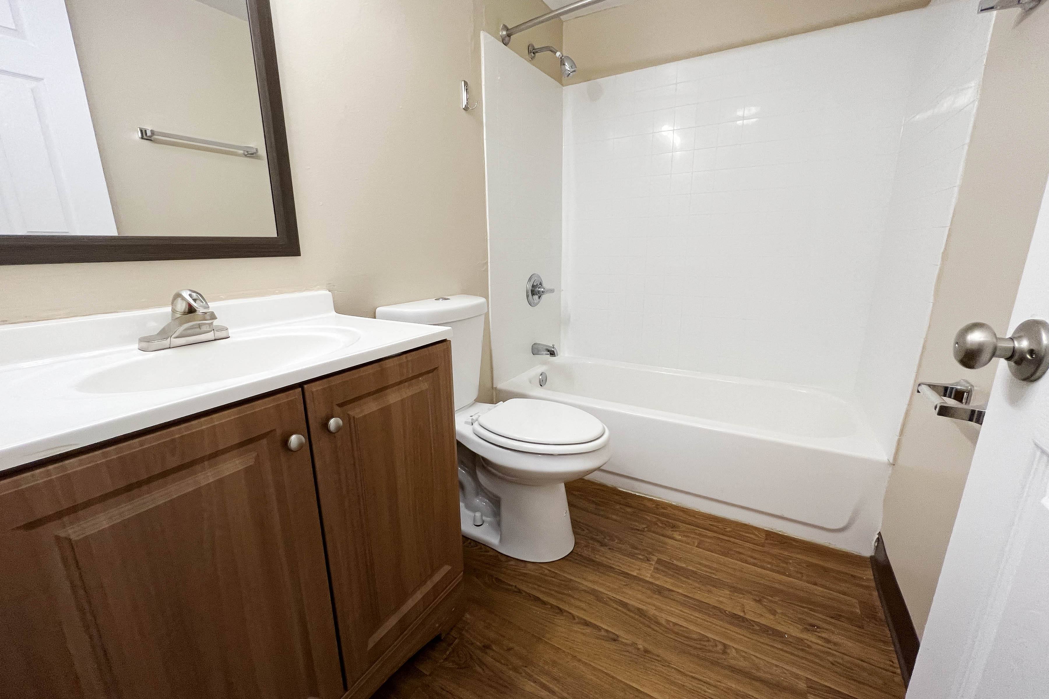 Sharondale Woods Apartments Image 65