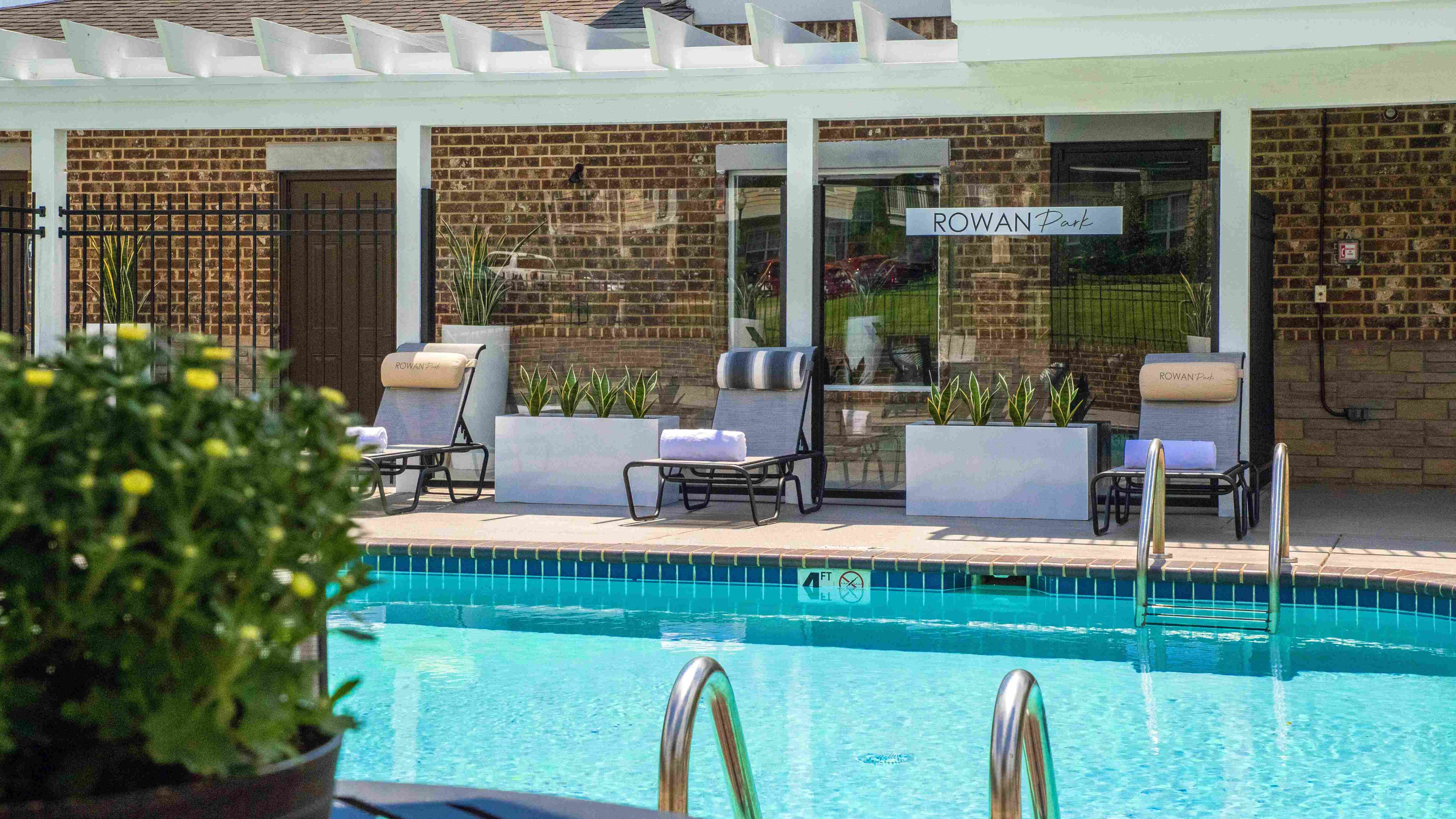 Unwind by the pool in shaded comfort or soak up the sun with our versatile poolside seating options. 