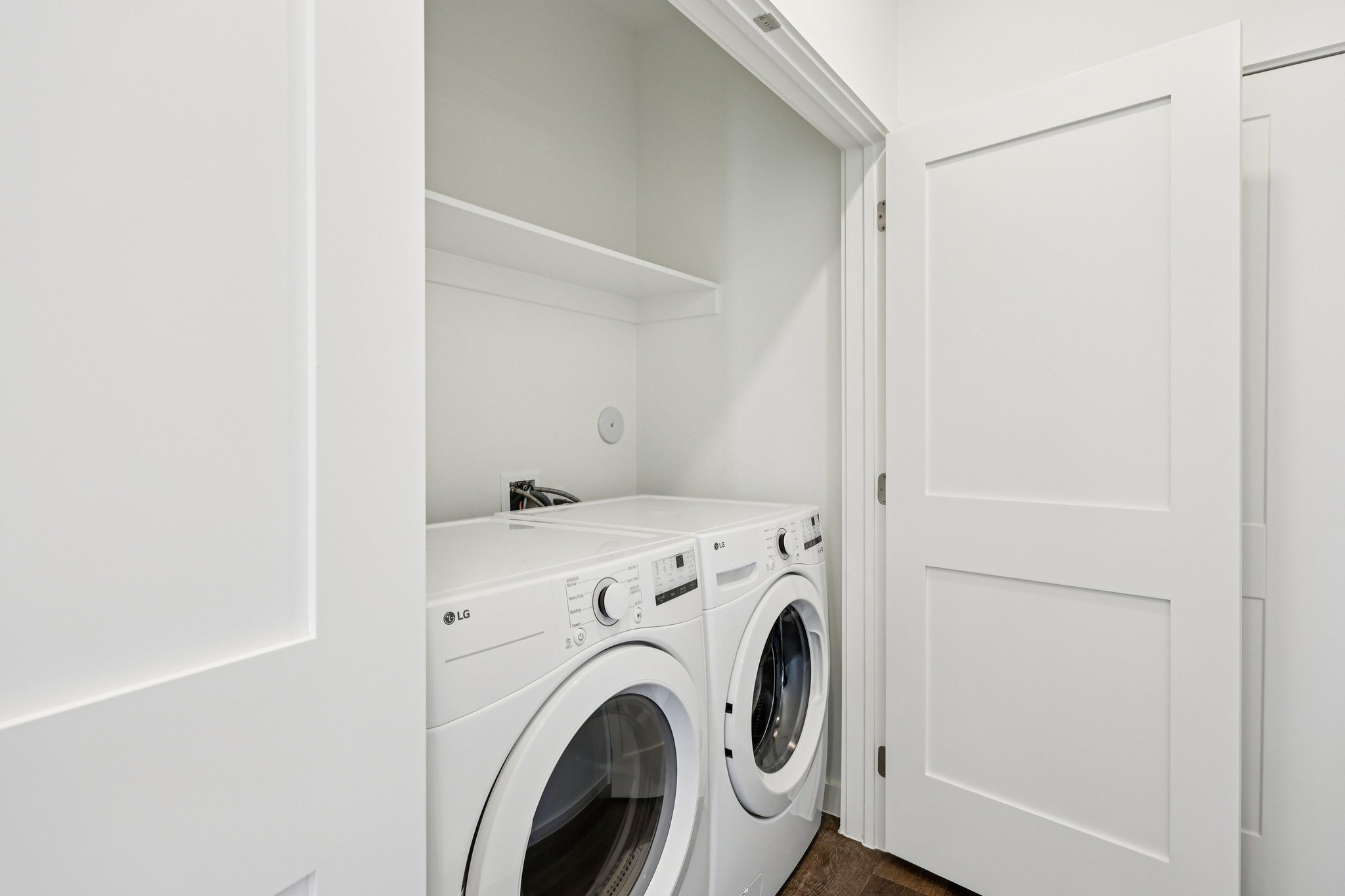 Crestview Townhomes Image 17