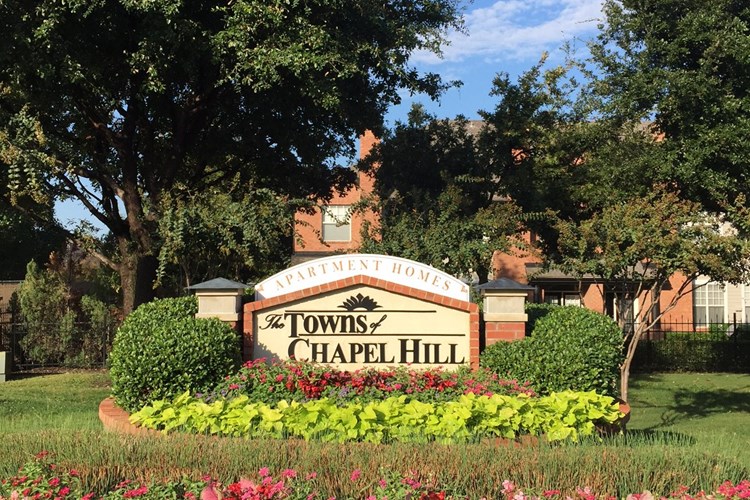Towns Of Chapel Hill Image 22