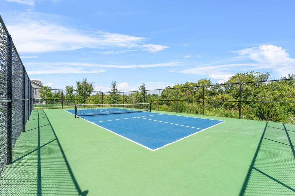 Summit Crossing Image 2