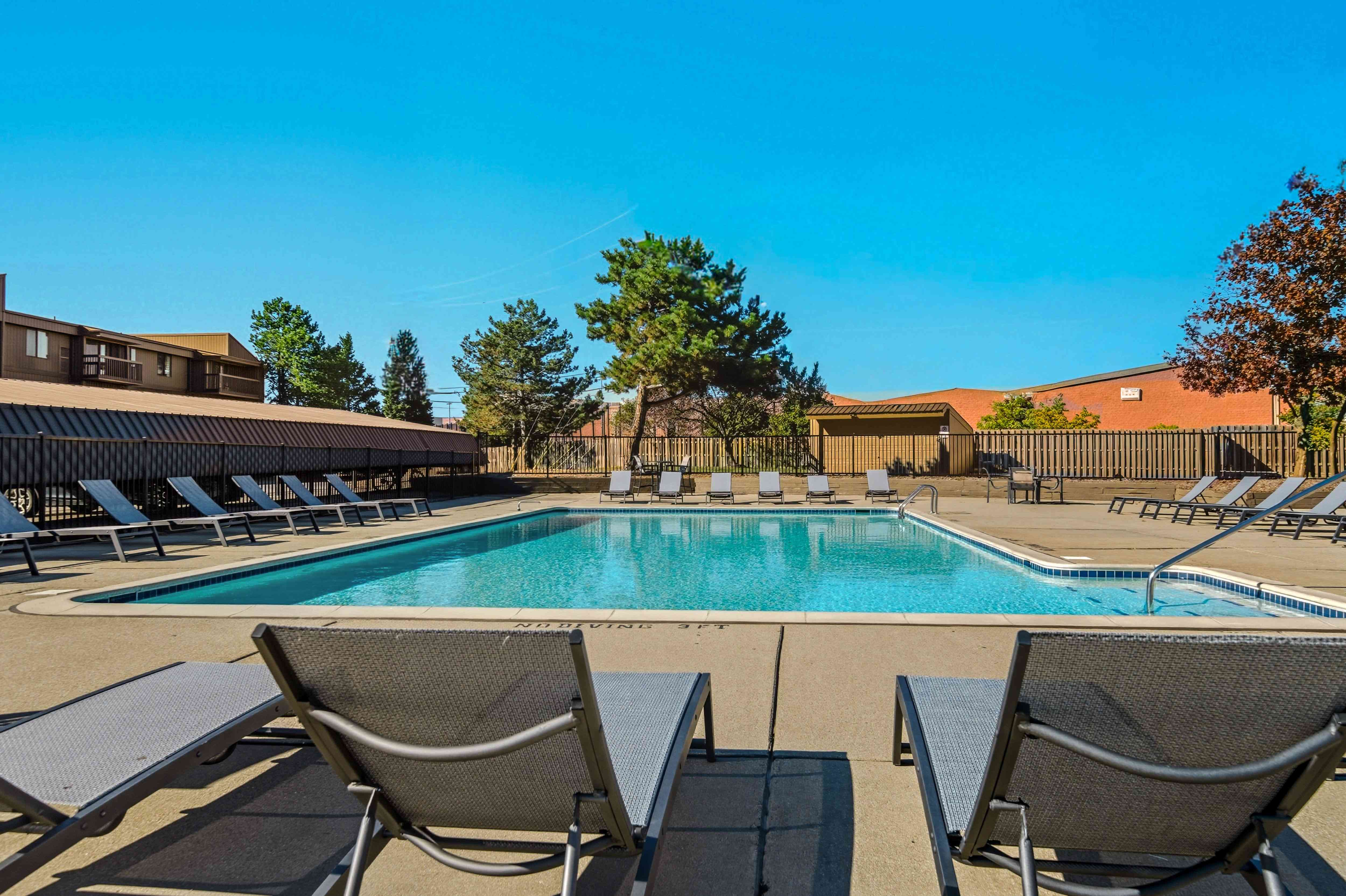 Sparkling Swimming Pool and Sun Deck at Franklin River Apartments in Southfield, MI