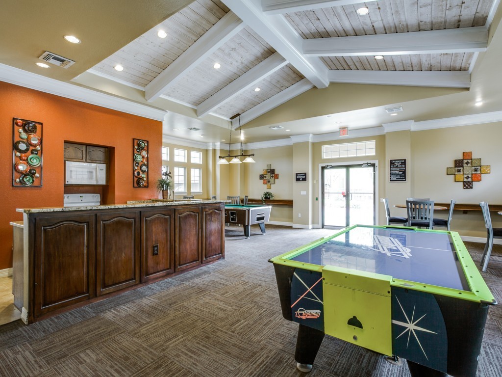 Estates On Frankford Image 9