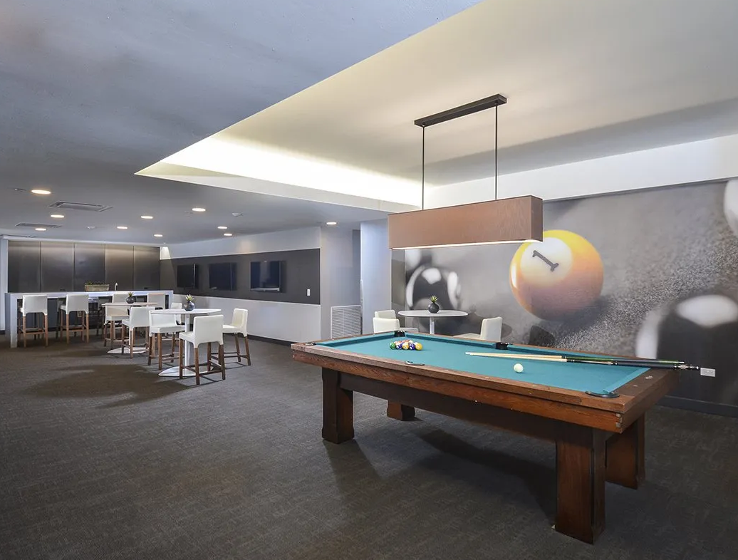 The Montrose Apartments Image 3