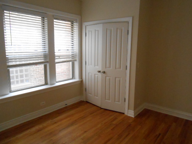 1210-16 W. Waveland Image 14