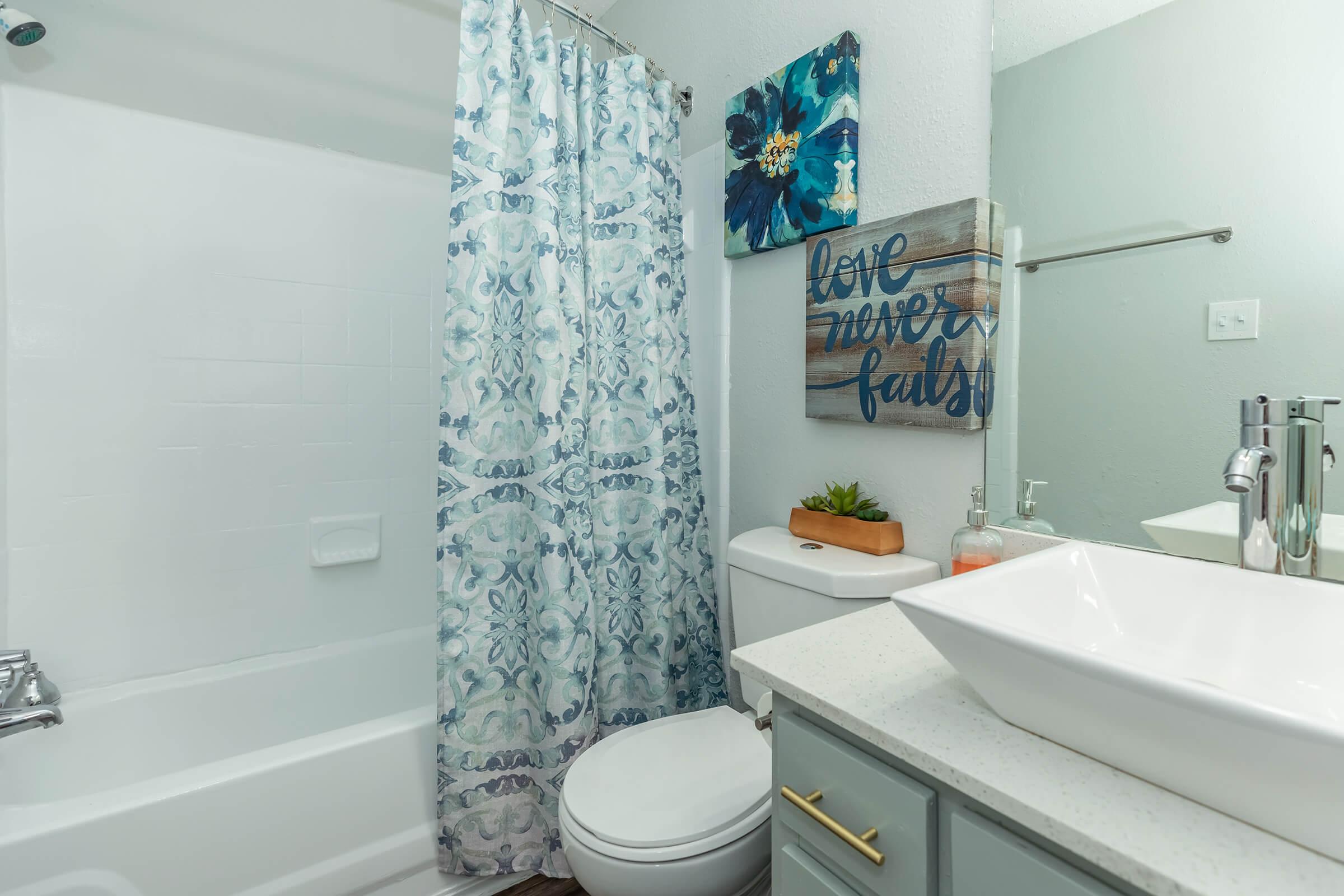 Galleria Flats Image 9