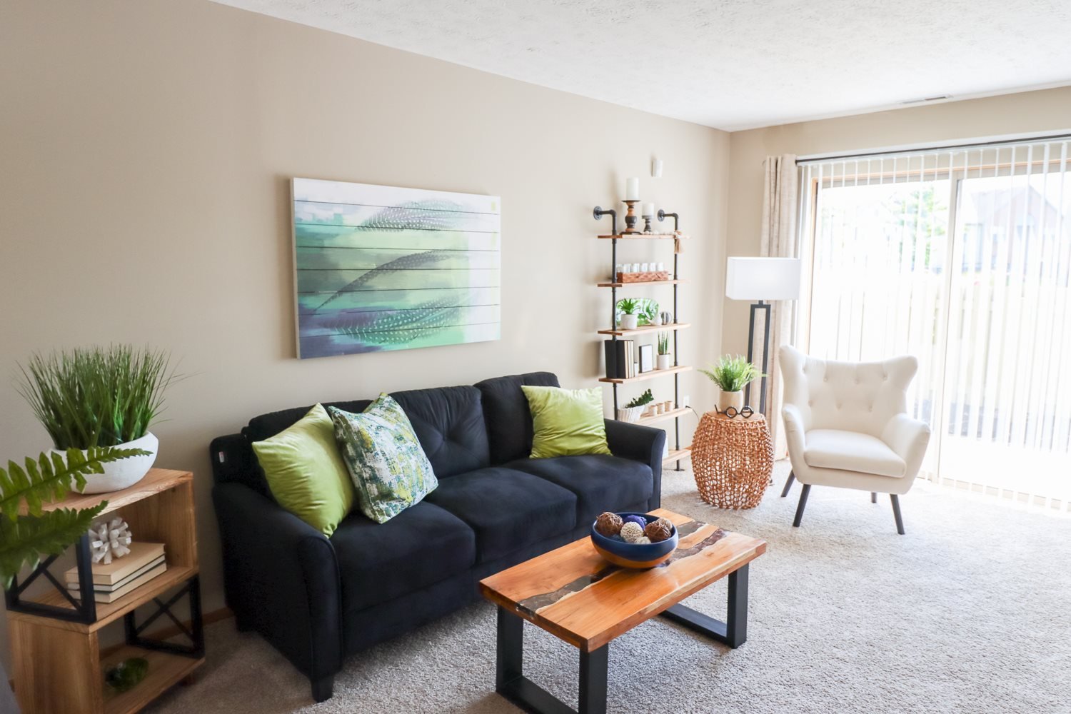 Lakes of Westdale Image 6