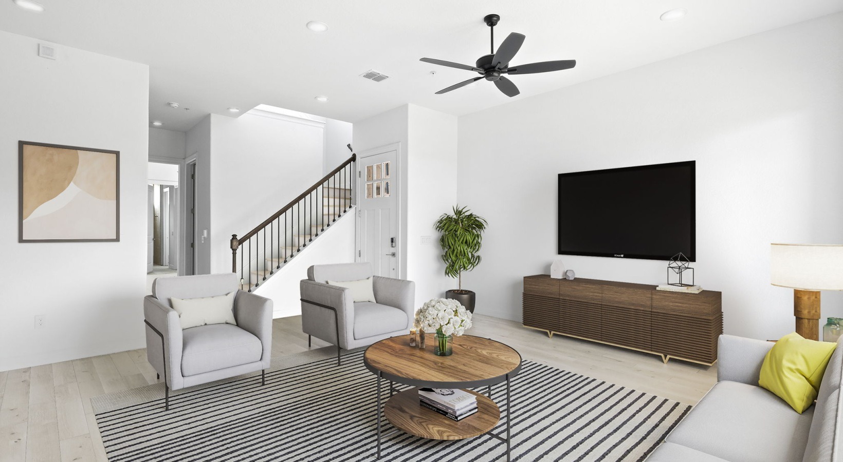 Emerald Townes Image 3