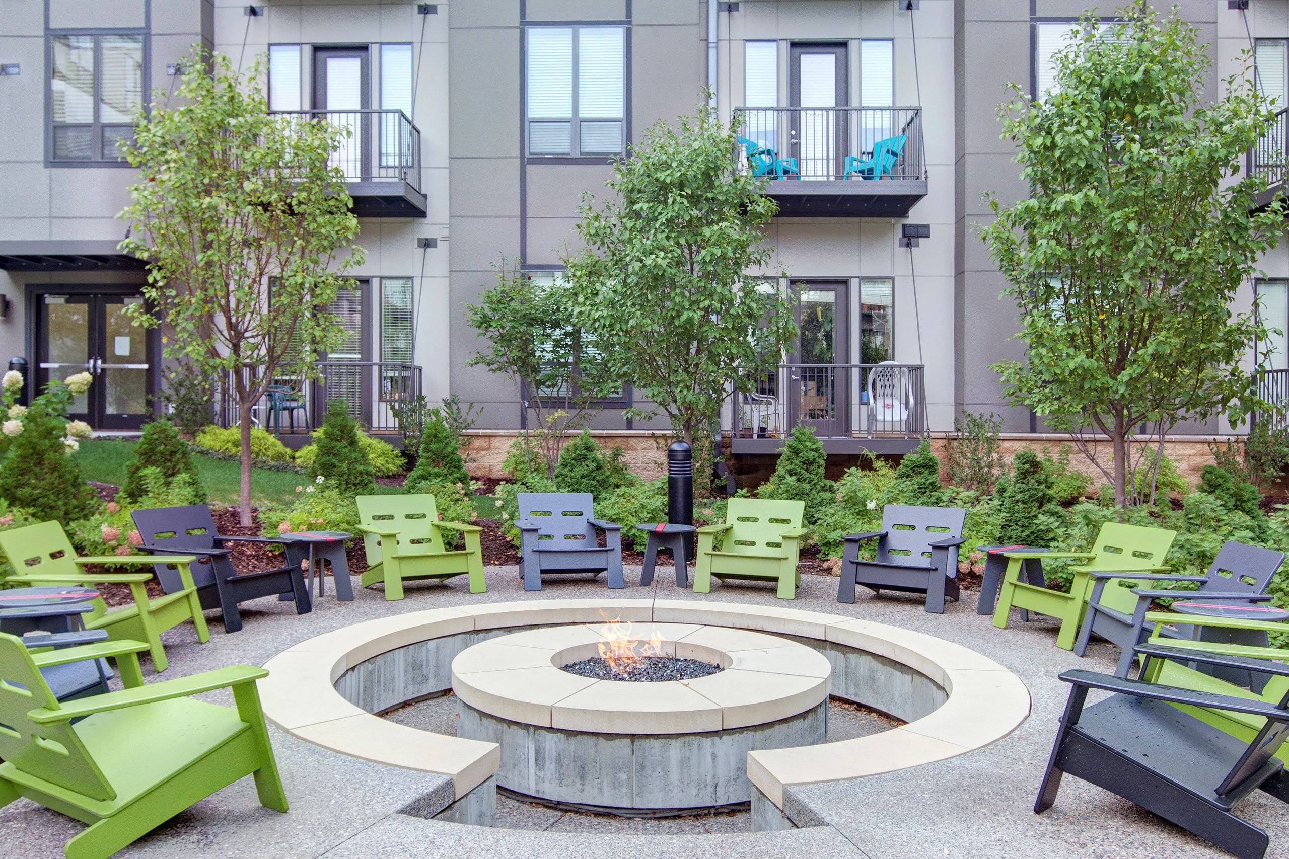 Residence At The Cor Outdoor area with Fire Pit