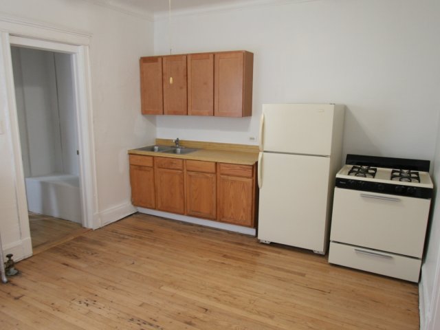 1515-1521 E 54th Street Image 8