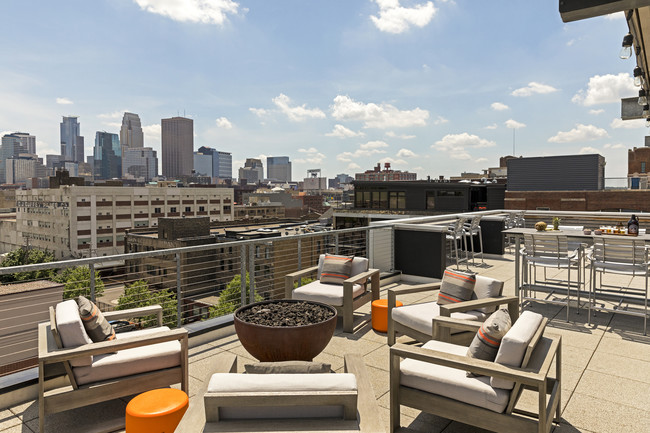 NoLo Living South (North Loop) Image 5