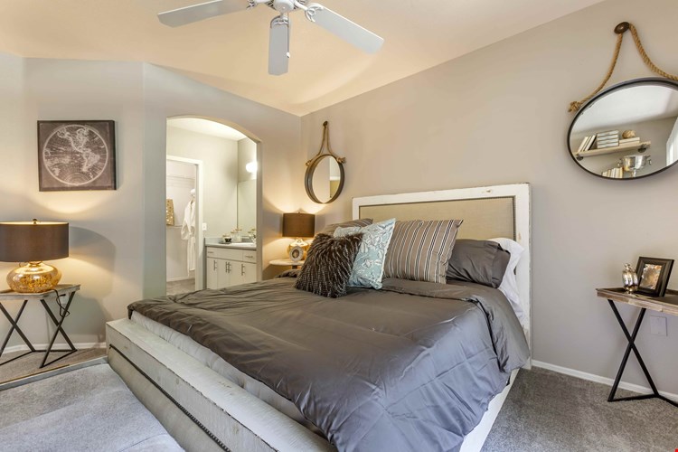 Carlyle at South Mountain Apartments OLD Image 20