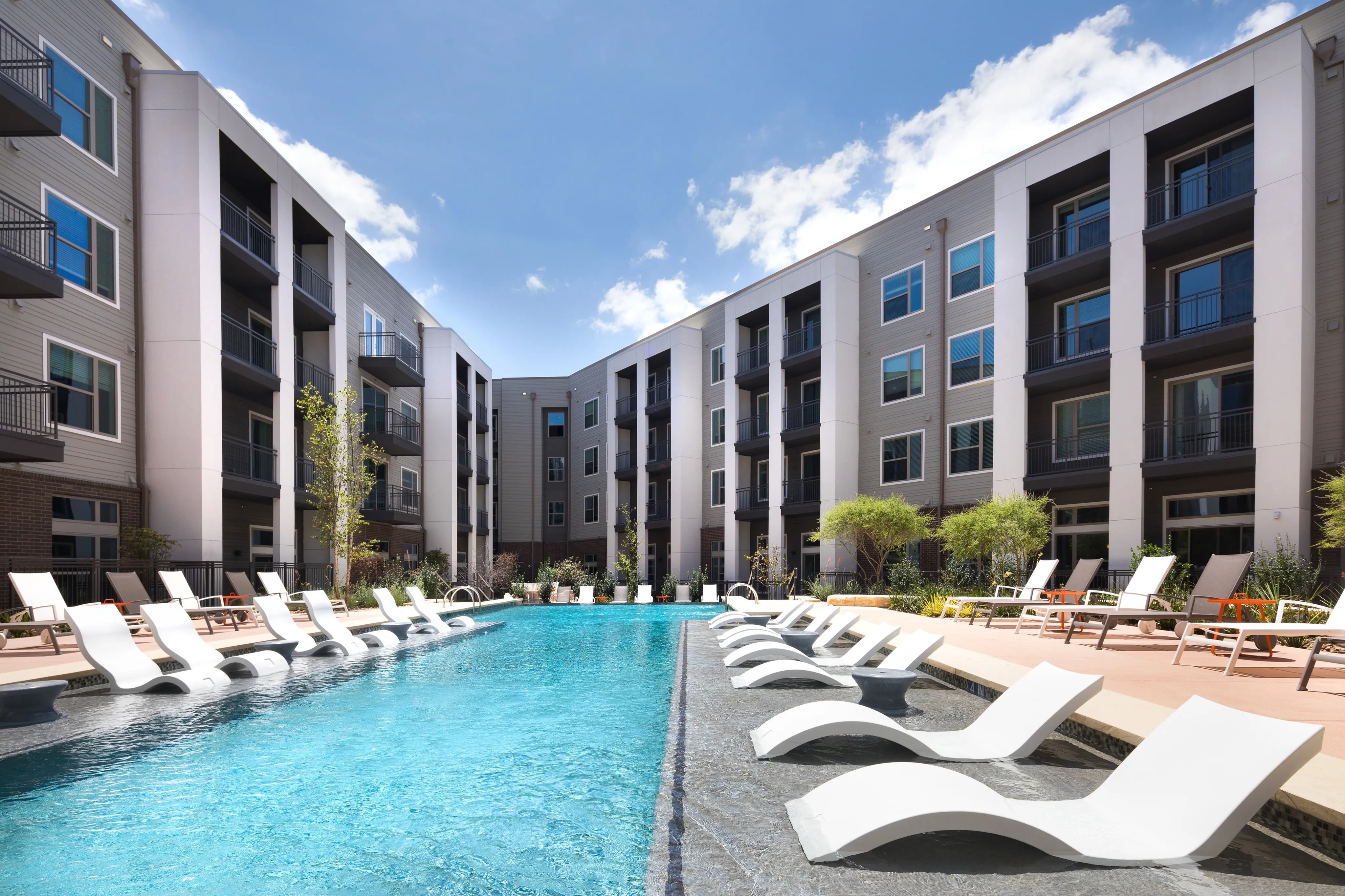 Crestview Commons Image 1