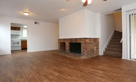 Shorewood Park Townhomes Image 3