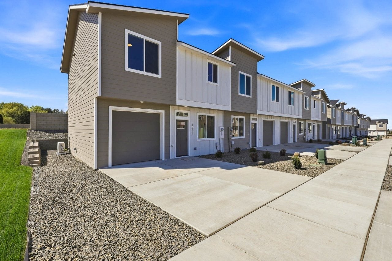 The Ridge Townhomes Image 2