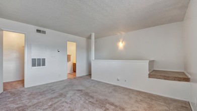 The Bradford Apartment Homes Image 7