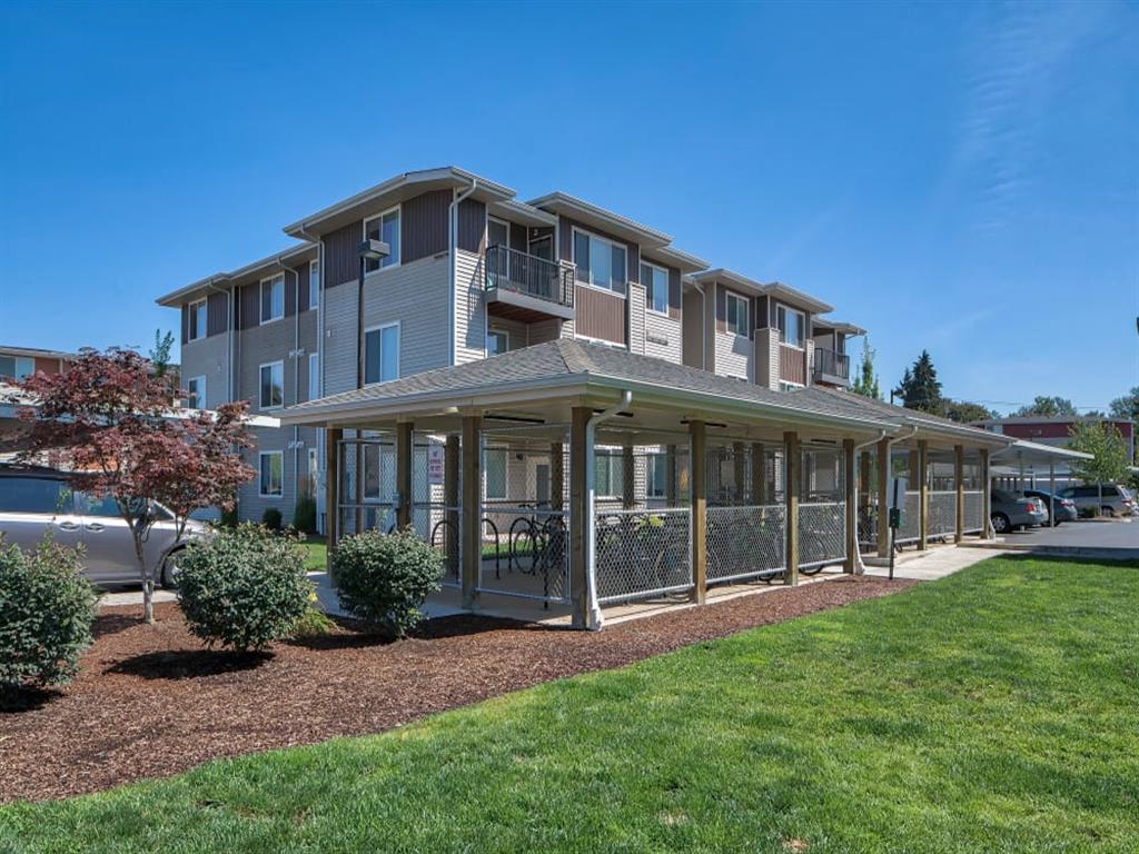 Ecco Apartments Image 26