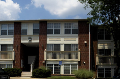 Montgomery Club V Image 1