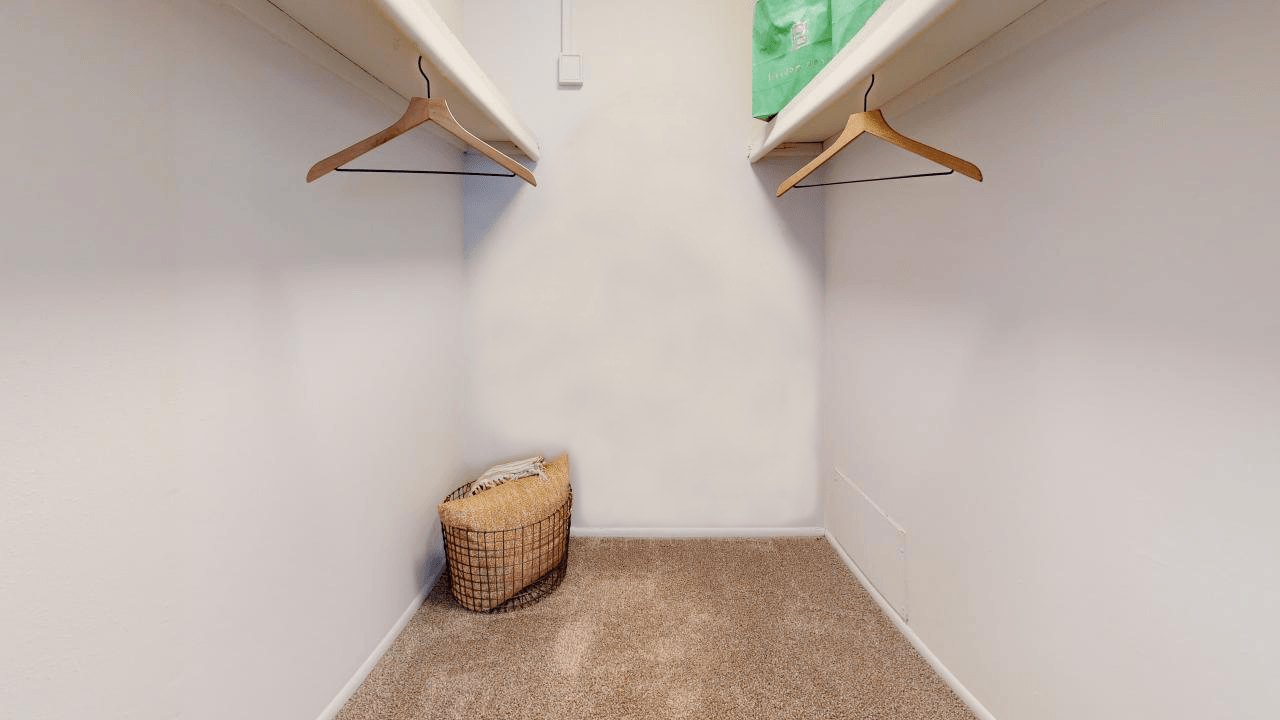 Somerset Apartments Image 8