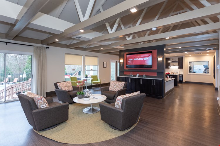 Hanover Crossing  Image 2