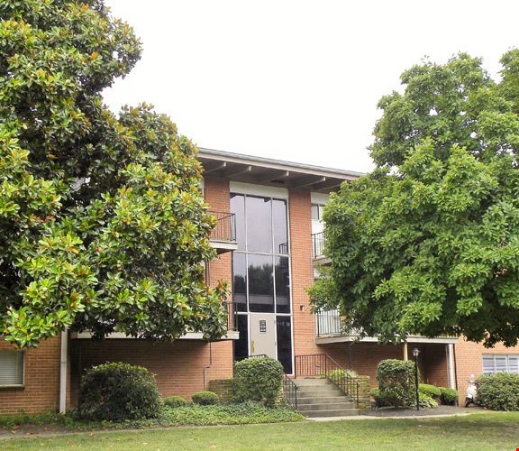 Riverside Park Apartments Image 1