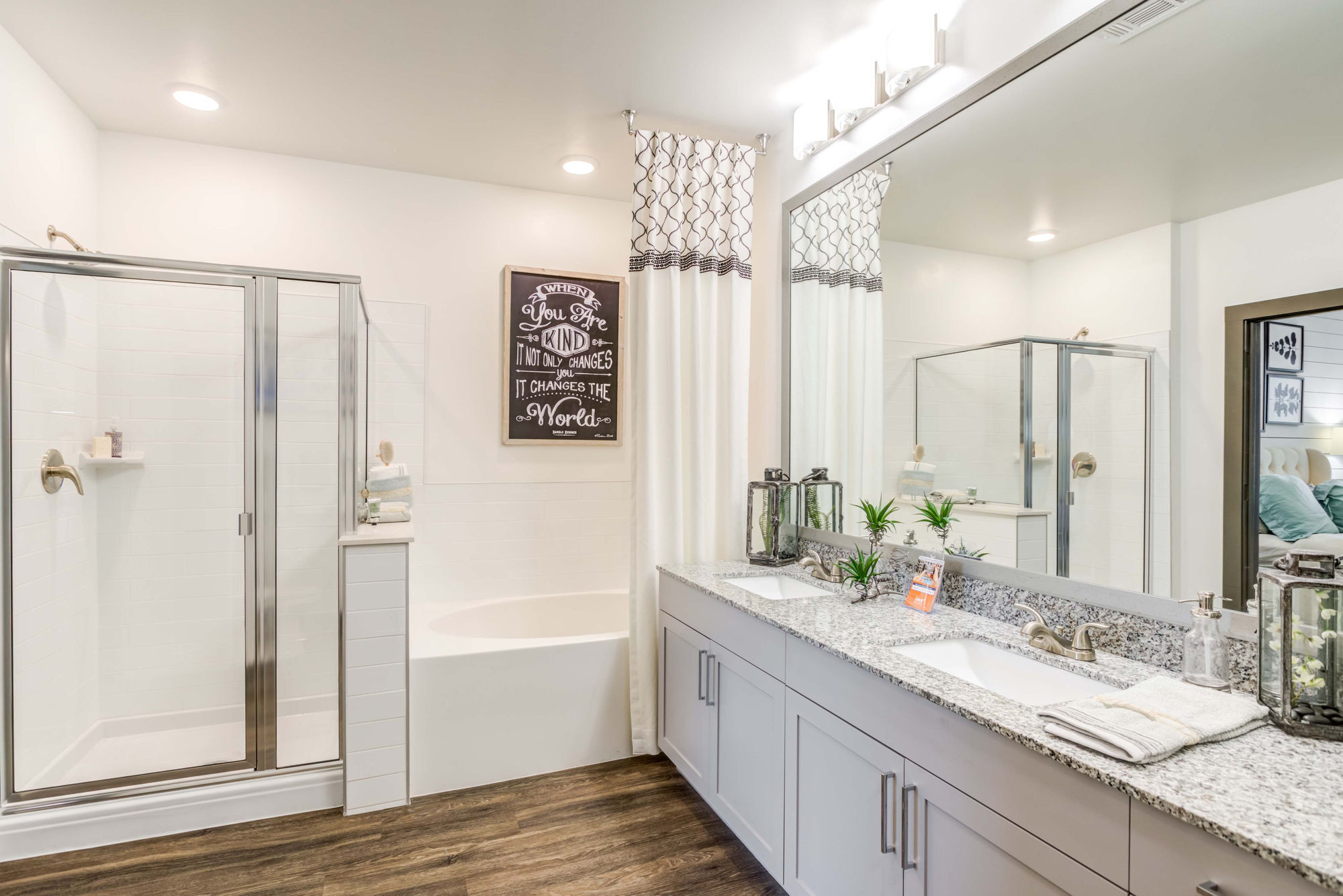 IMT at the Galleria Image 15