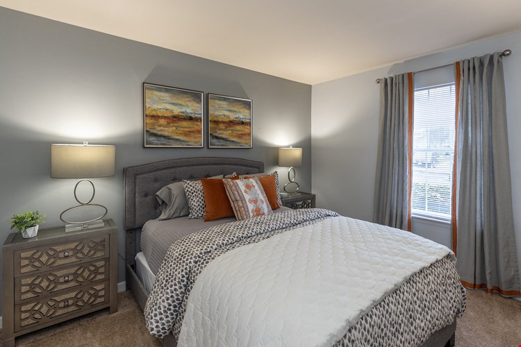 Hanover Crossing  Image 20