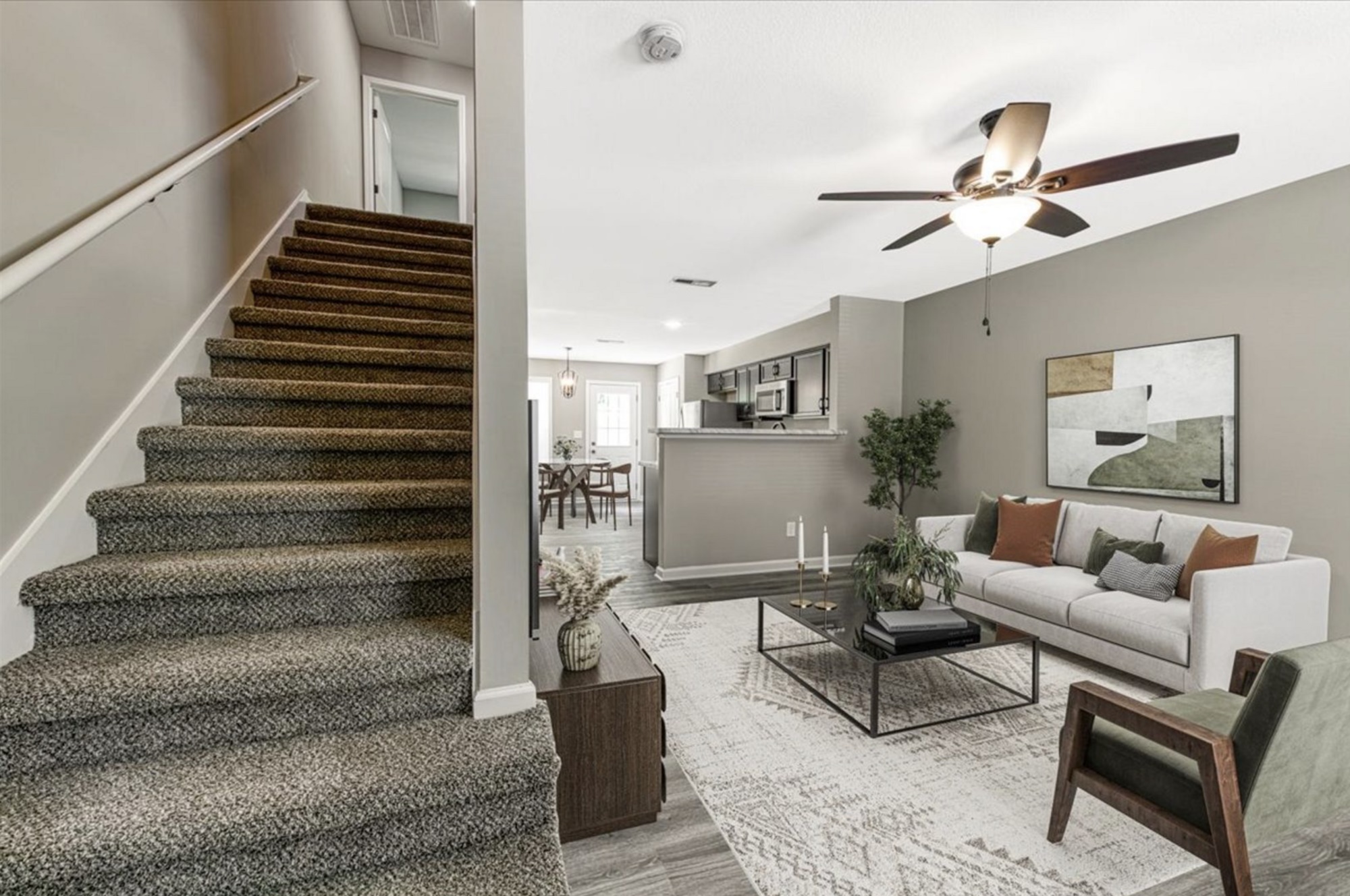 Center Pointe Townhomes Image 32