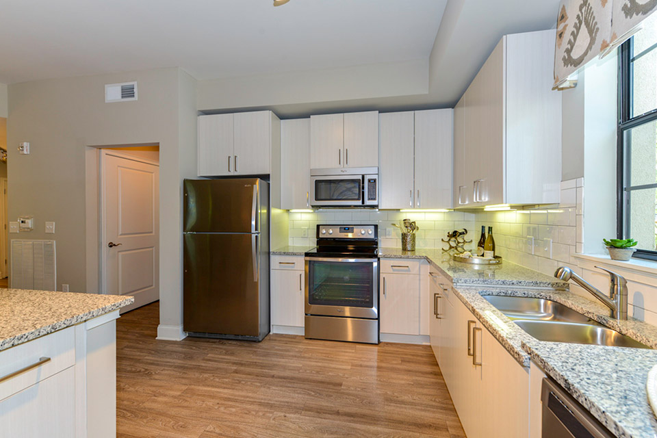 The Residences at Chastain Apartments Image 7