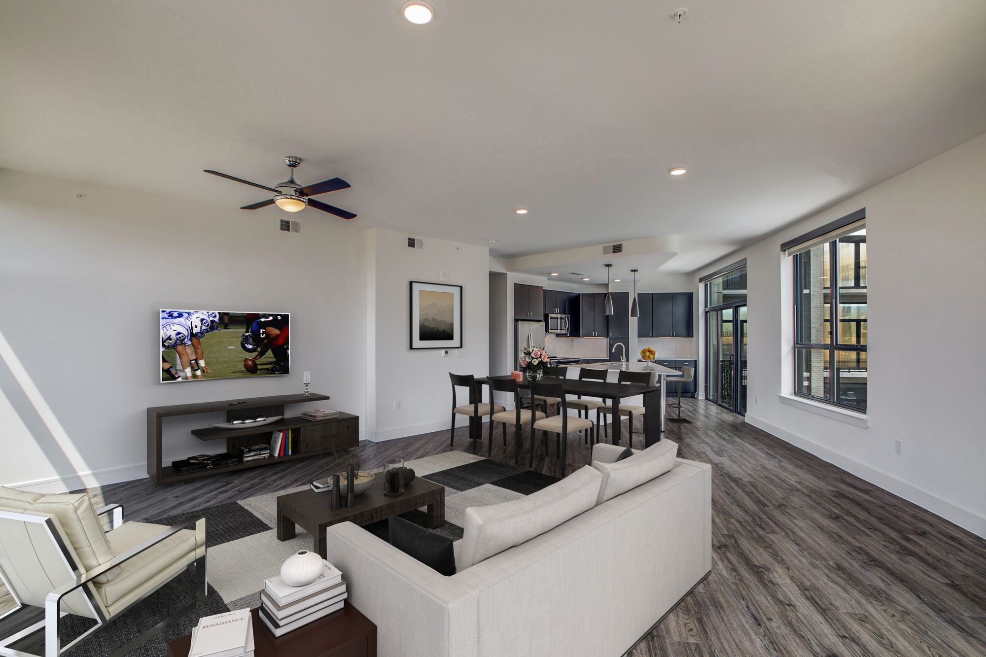 South Main Building Image 26