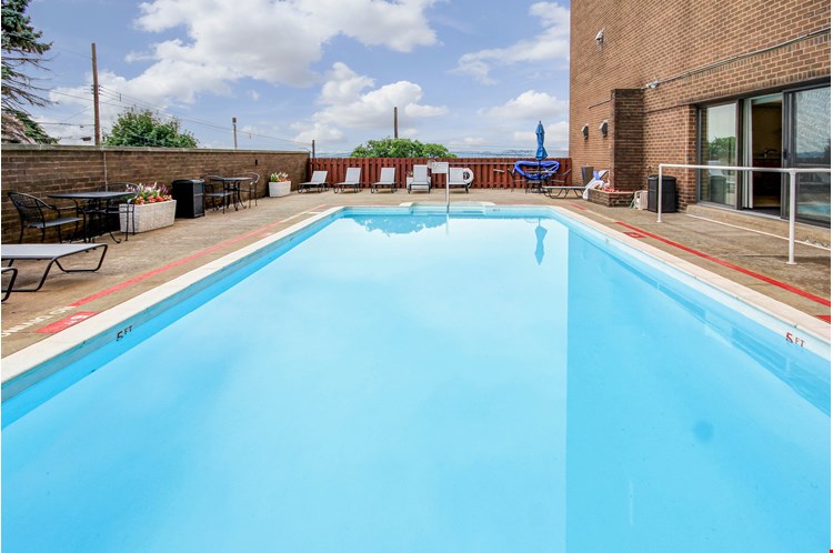 Find Apartments for Rent at Grandview Pointe Apartments