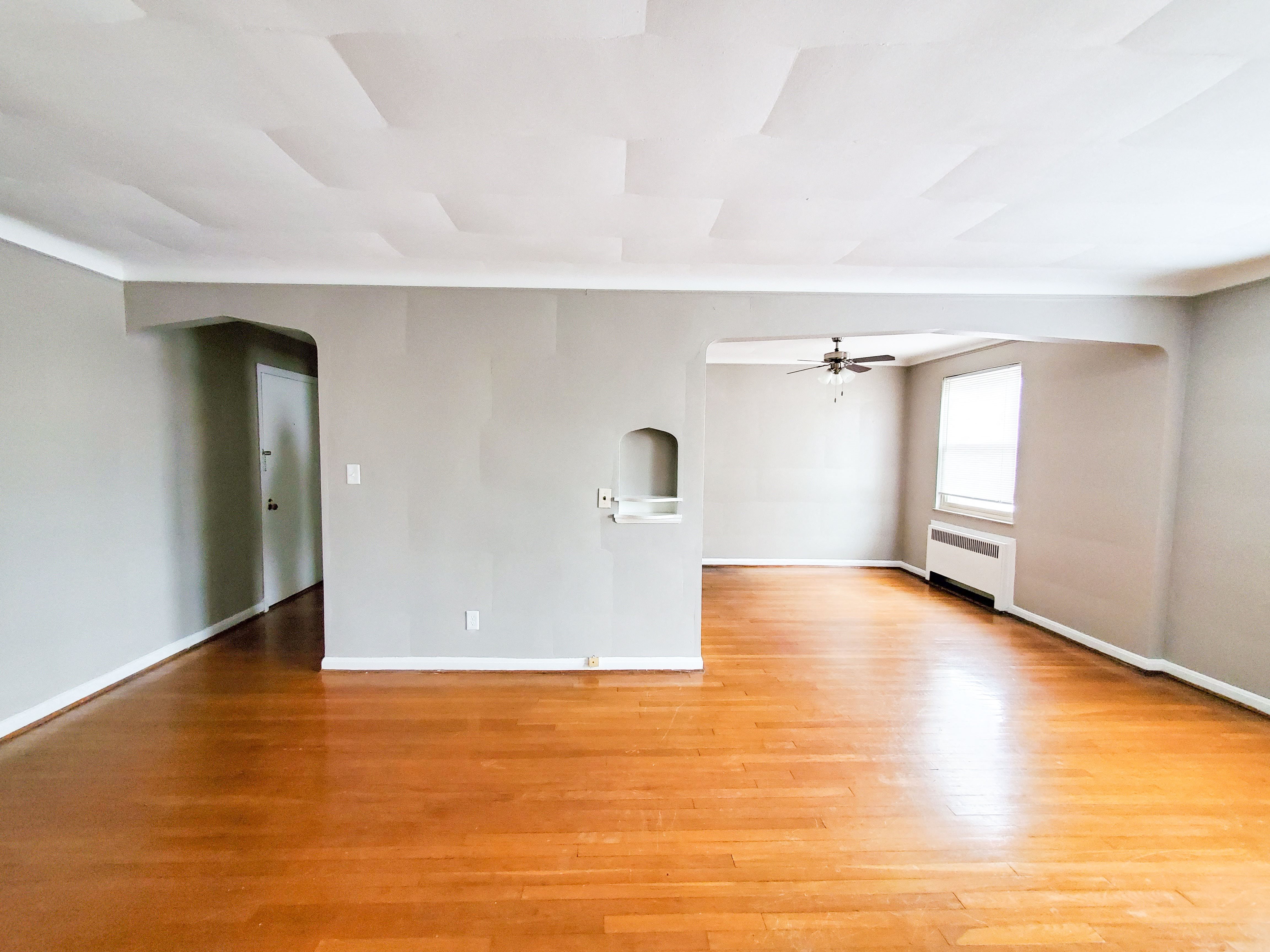 Parkway Manor  Image 4